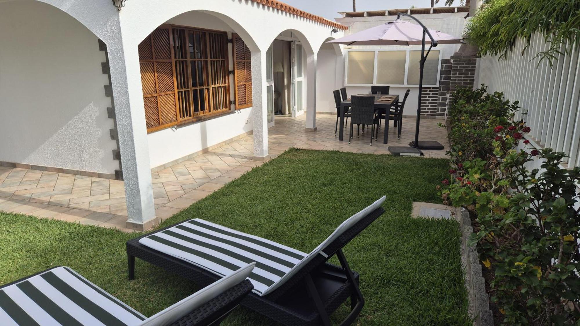 Oasis Holycan - By Gestion Vacacional Canarias San Bartolomé Exteriér fotografie